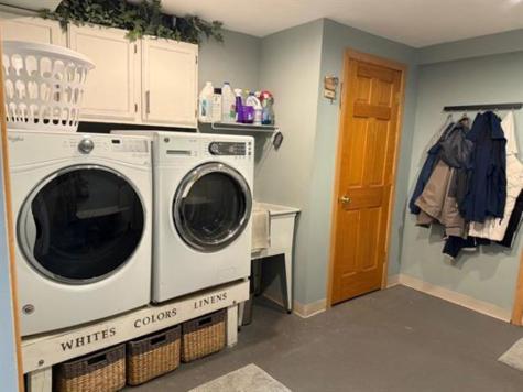 7758 Ray Court Roscoe IL 61073