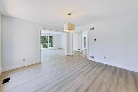 26955 North Countryside Lake Drive Mundelein IL 60060