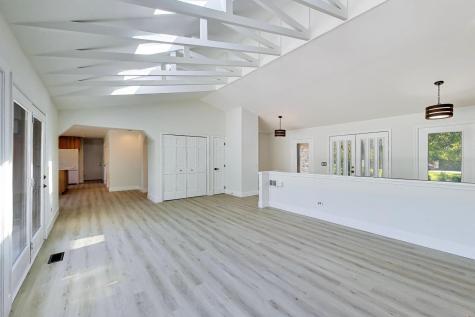 26955 North Countryside Lake Drive Mundelein IL 60060