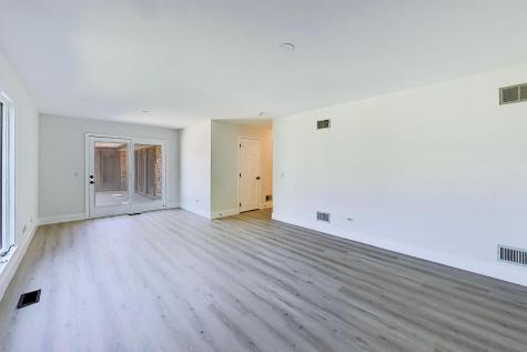 26955 North Countryside Lake Drive Mundelein IL 60060