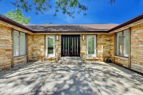 26955 North Countryside Lake Drive Mundelein IL 60060