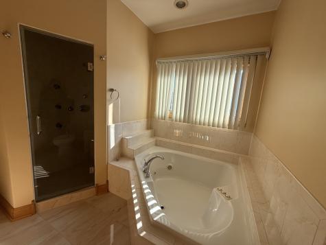 1004 Saddle Lane Lemont IL 60439