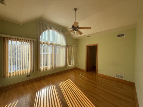 1004 Saddle Lane Lemont IL 60439