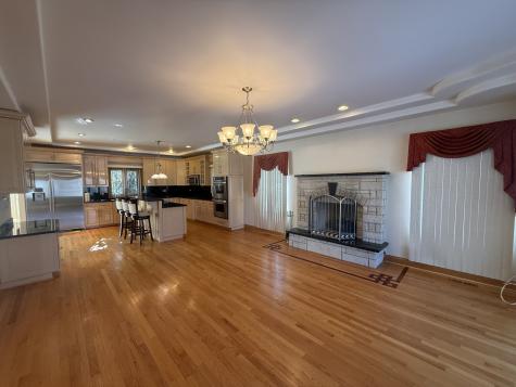 1004 Saddle Lane Lemont IL 60439