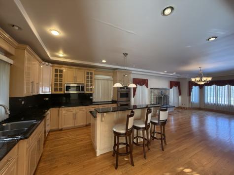 1004 Saddle Lane Lemont IL 60439
