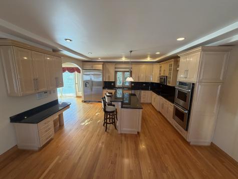 1004 Saddle Lane Lemont IL 60439