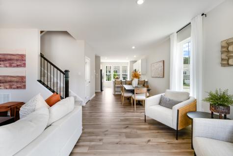 2248 Stonegate Road Algonquin IL 60102