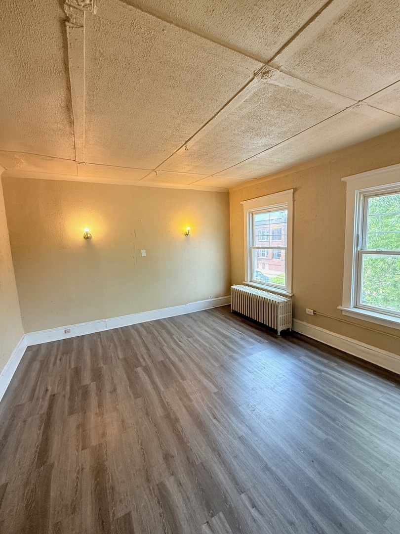 7047 South Eberhart Avenue Chicago IL 60637