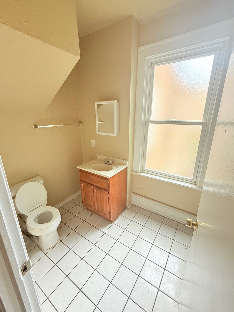 7047 South Eberhart Avenue Chicago IL 60637