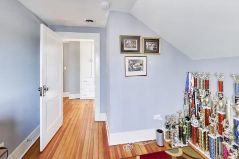 264 East 161 Street Place South Holland IL 60473