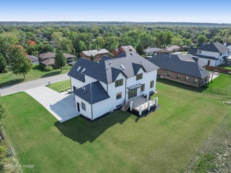 8302 Pleasant View Avenue Willow Springs IL 60480