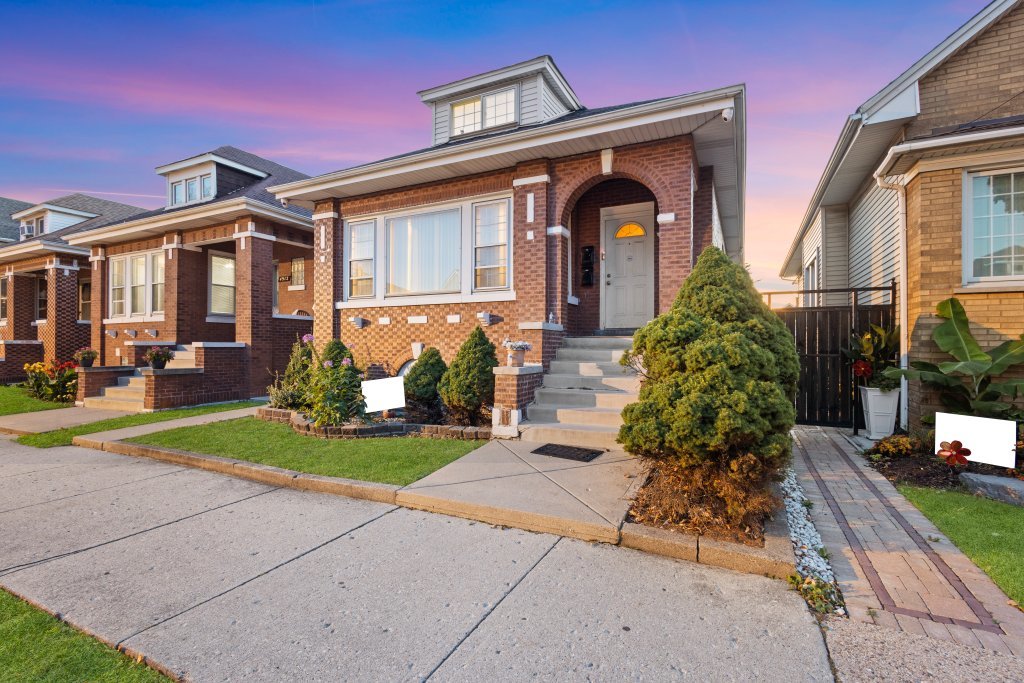 4910 South Keeler Avenue Chicago IL 60632