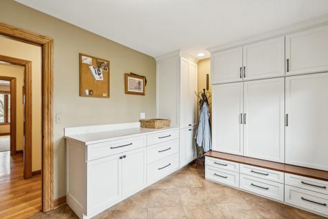 54 Gentry Drive Hawthorn Woods IL 60047