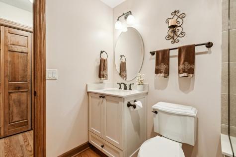 54 Gentry Drive Hawthorn Woods IL 60047