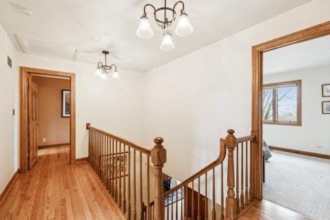 54 Gentry Drive Hawthorn Woods IL 60047