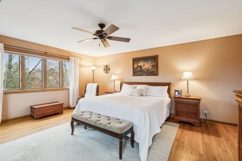 54 Gentry Drive Hawthorn Woods IL 60047