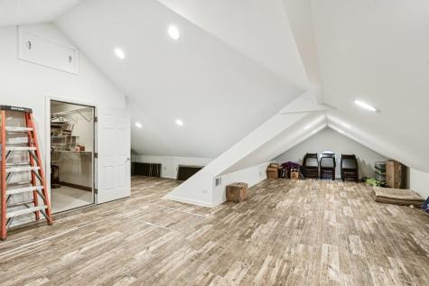54 Gentry Drive Hawthorn Woods IL 60047
