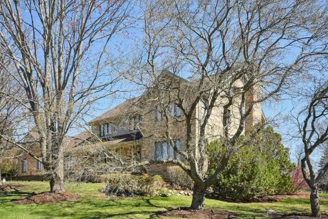 54 Gentry Drive Hawthorn Woods IL 60047