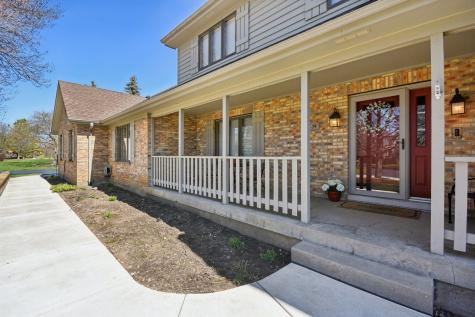 54 Gentry Drive Hawthorn Woods IL 60047