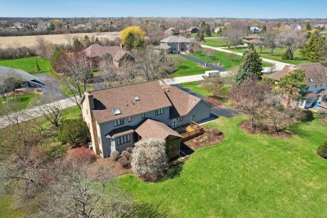 54 Gentry Drive Hawthorn Woods IL 60047