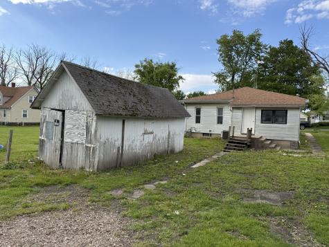 105 West Columbus Street Sibley IL 61773