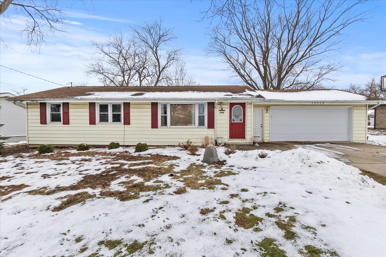 19924 South Hillgate Road Mokena IL 60448