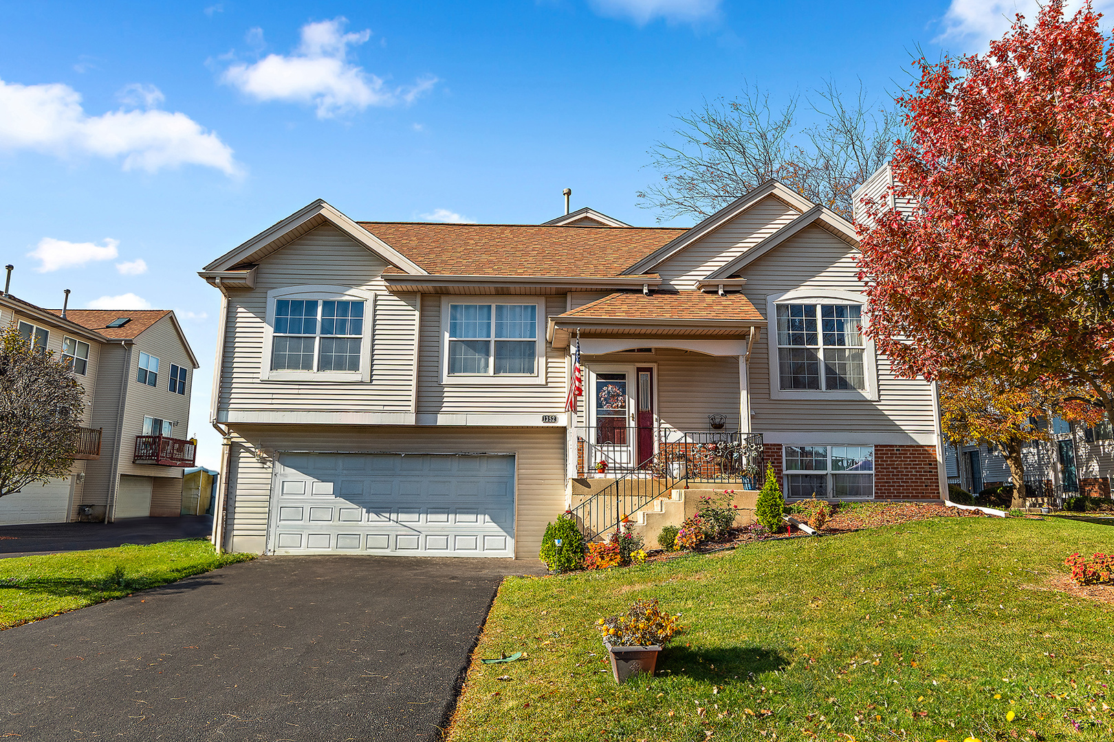 1352 Fox Hound Trail Beecher IL 60401