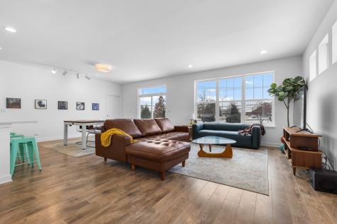 775 West Fairway Drive Addison IL 60101