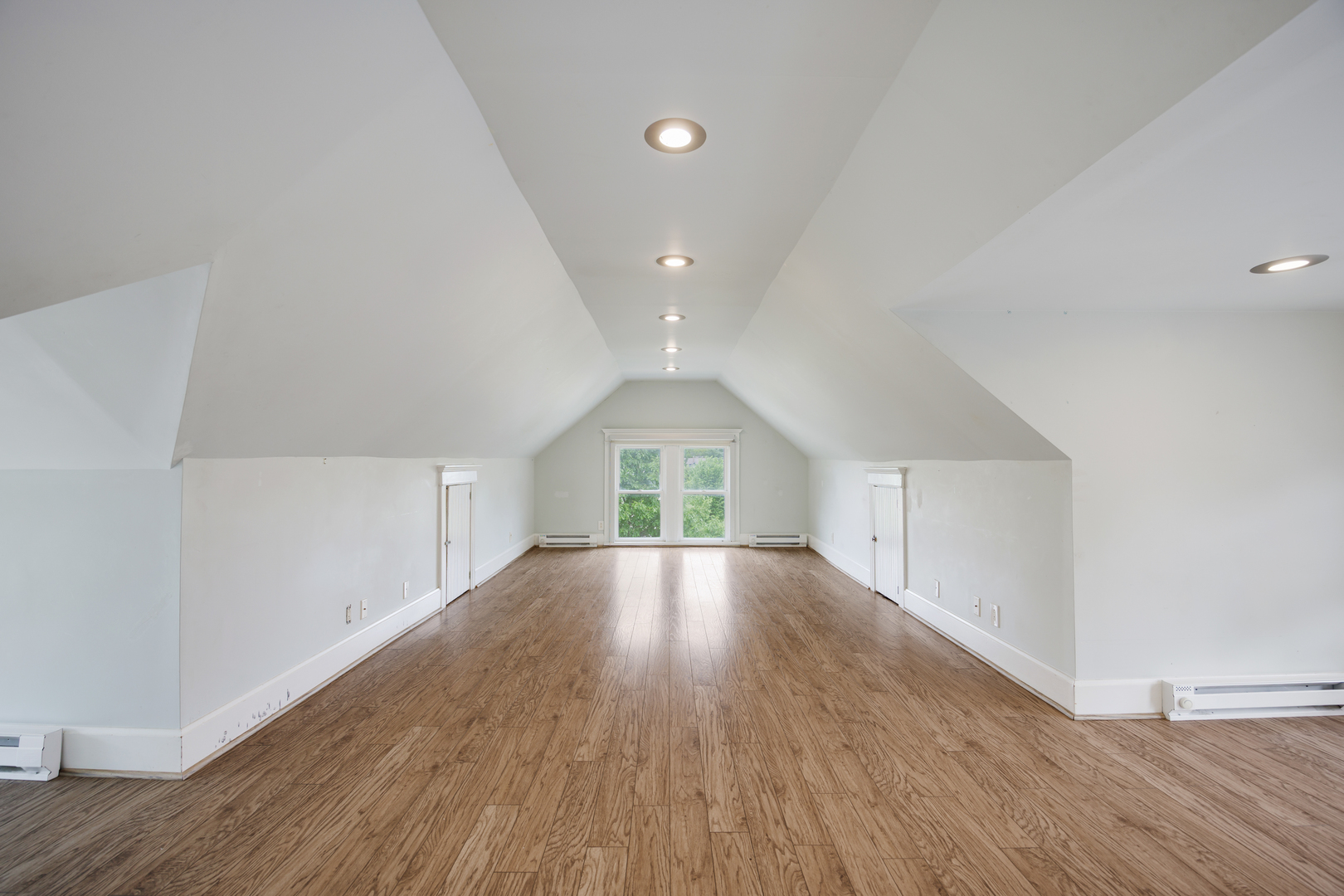 379 Seminary Avenue Aurora IL 60505