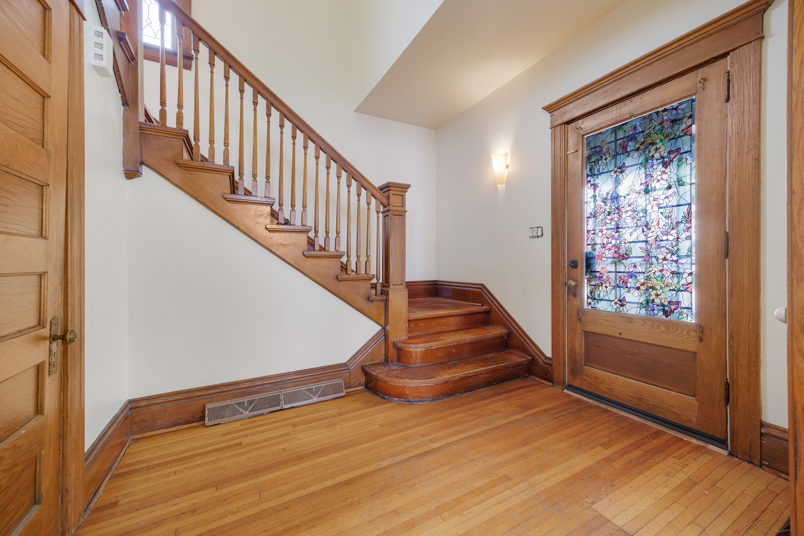 379 Seminary Avenue Aurora IL 60505