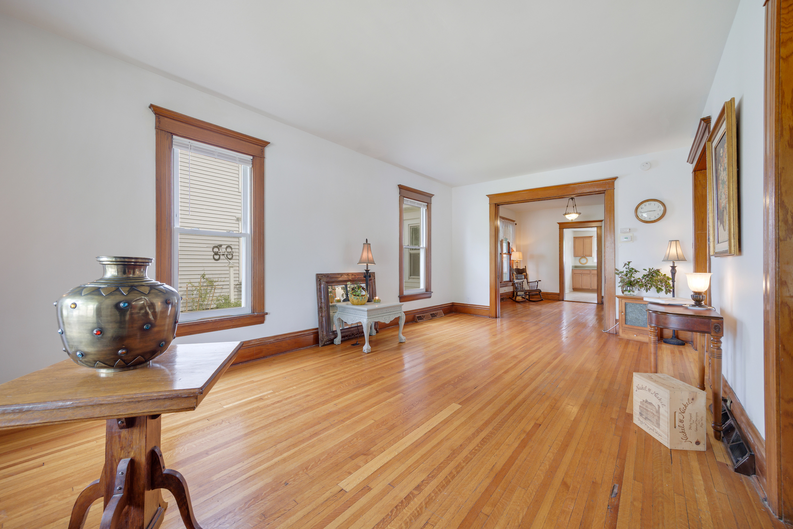 379 Seminary Avenue Aurora IL 60505