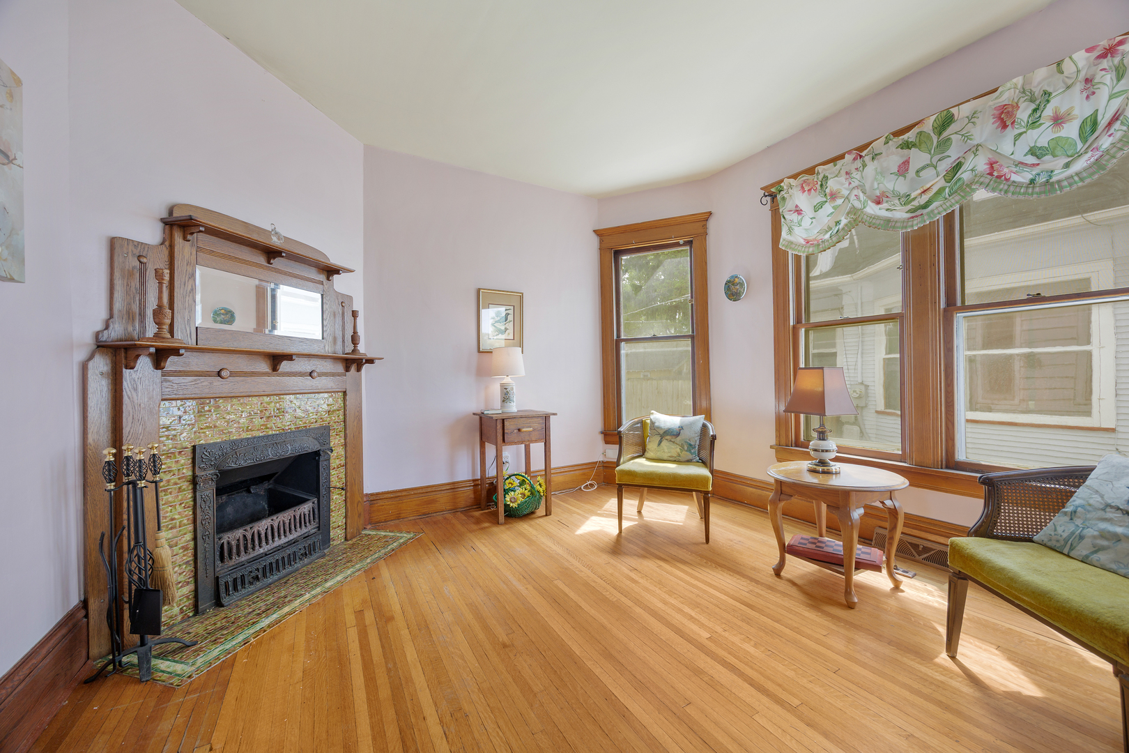 379 Seminary Avenue Aurora IL 60505