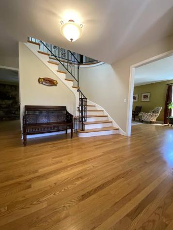 357 Roberts Road Inverness IL 60010