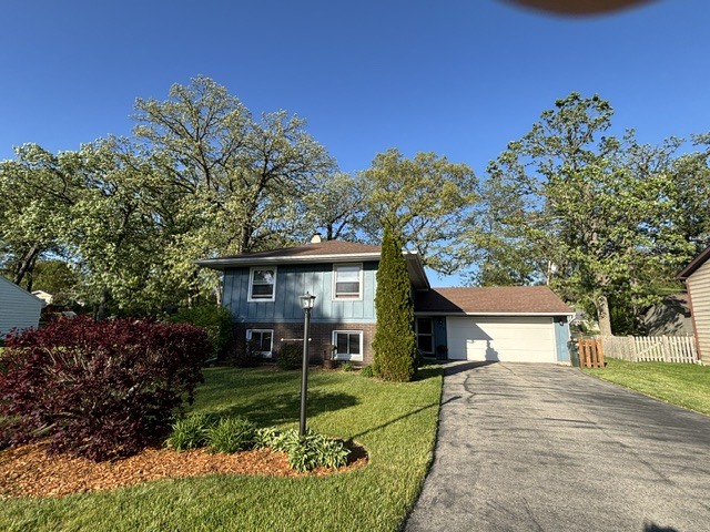 203 Cedarwood Lane Antioch IL 60002