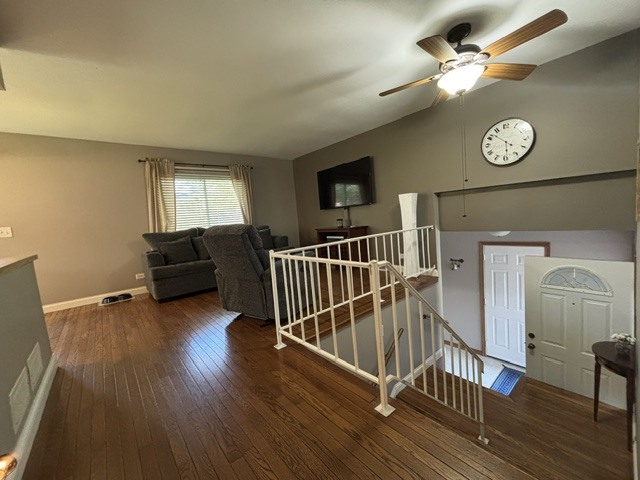 203 Cedarwood Lane Antioch IL 60002