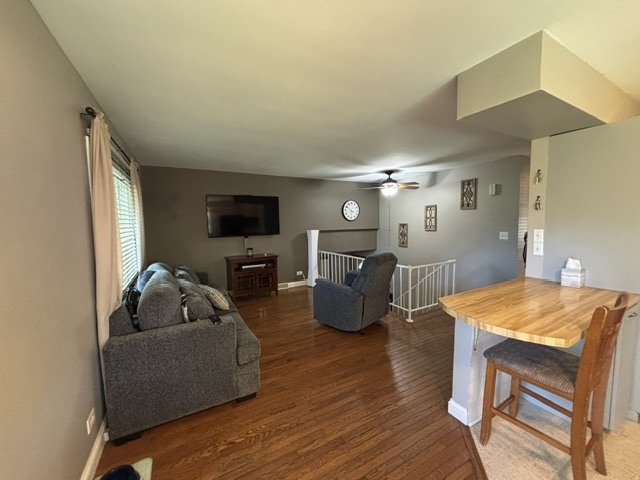 203 Cedarwood Lane Antioch IL 60002