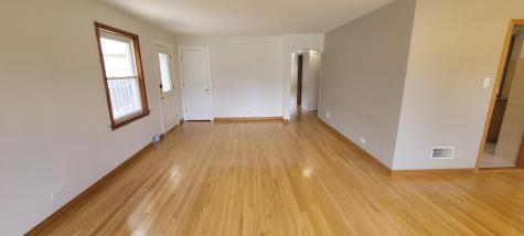 2067 Sherwin Avenue Des Plaines IL 60018