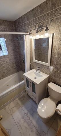 2067 Sherwin Avenue Des Plaines IL 60018