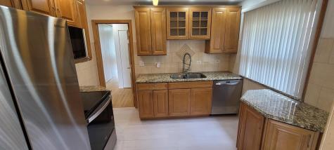 2067 Sherwin Avenue Des Plaines IL 60018