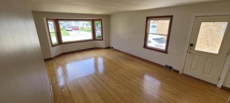 2067 Sherwin Avenue Des Plaines IL 60018