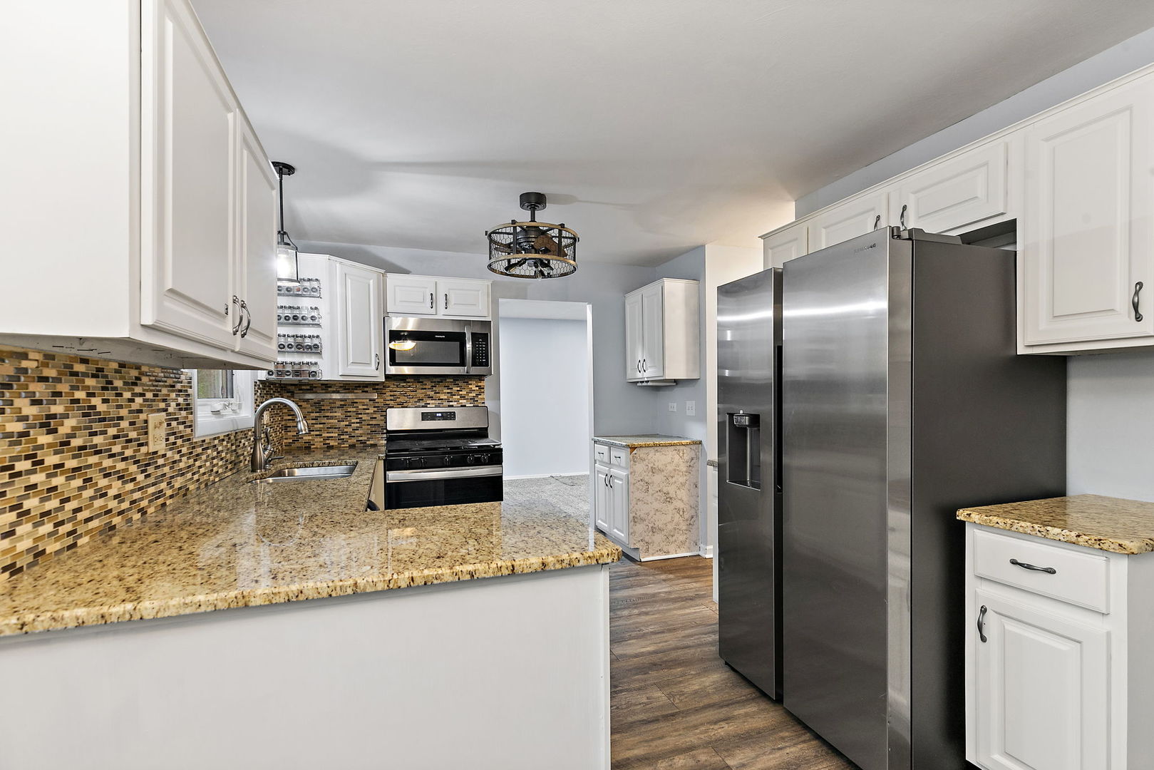1126 Tiverton Court Schaumburg IL 60193