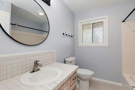 1126 Tiverton Court Schaumburg IL 60193