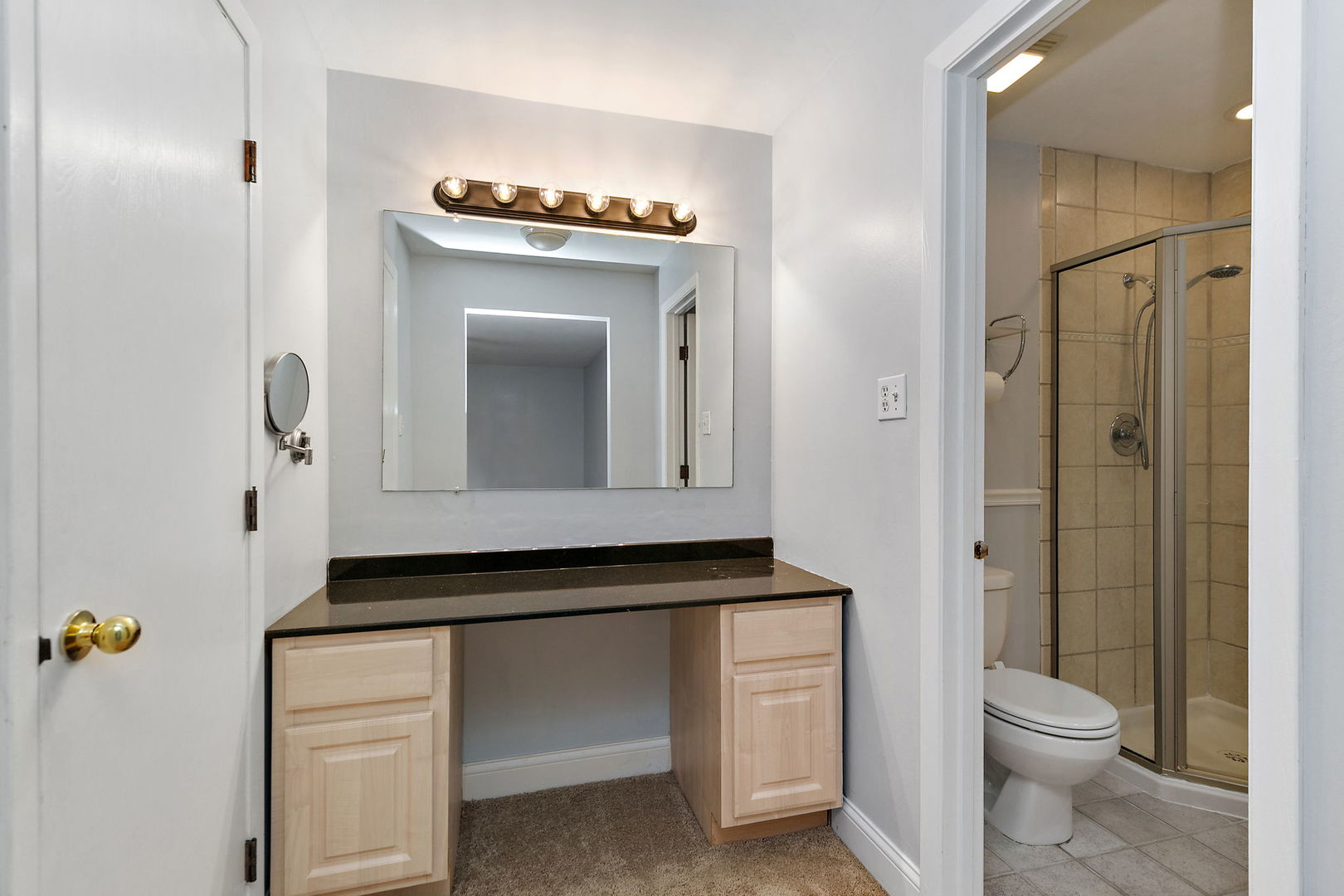 1126 Tiverton Court Schaumburg IL 60193
