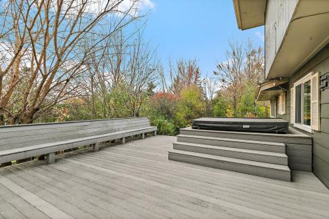 1126 Tiverton Court Schaumburg IL 60193