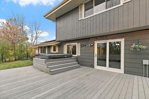 1126 Tiverton Court Schaumburg IL 60193