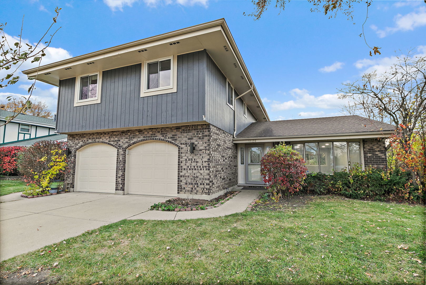 1126 Tiverton Court Schaumburg IL 60193