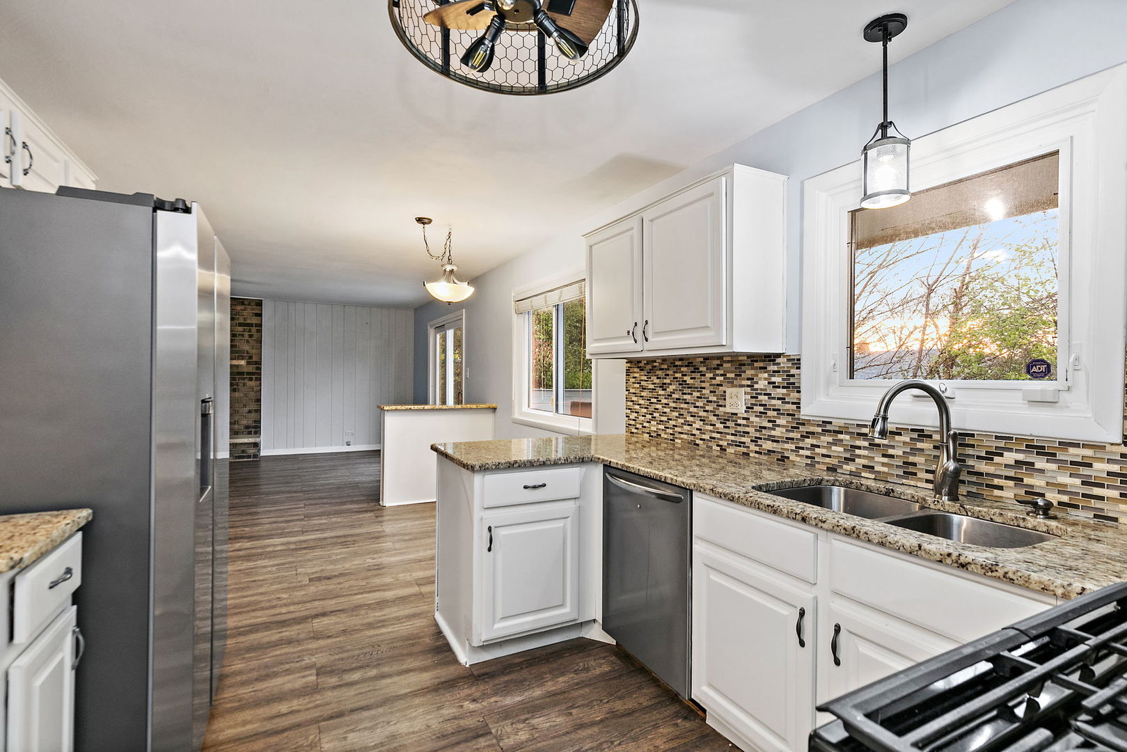 1126 Tiverton Court Schaumburg IL 60193