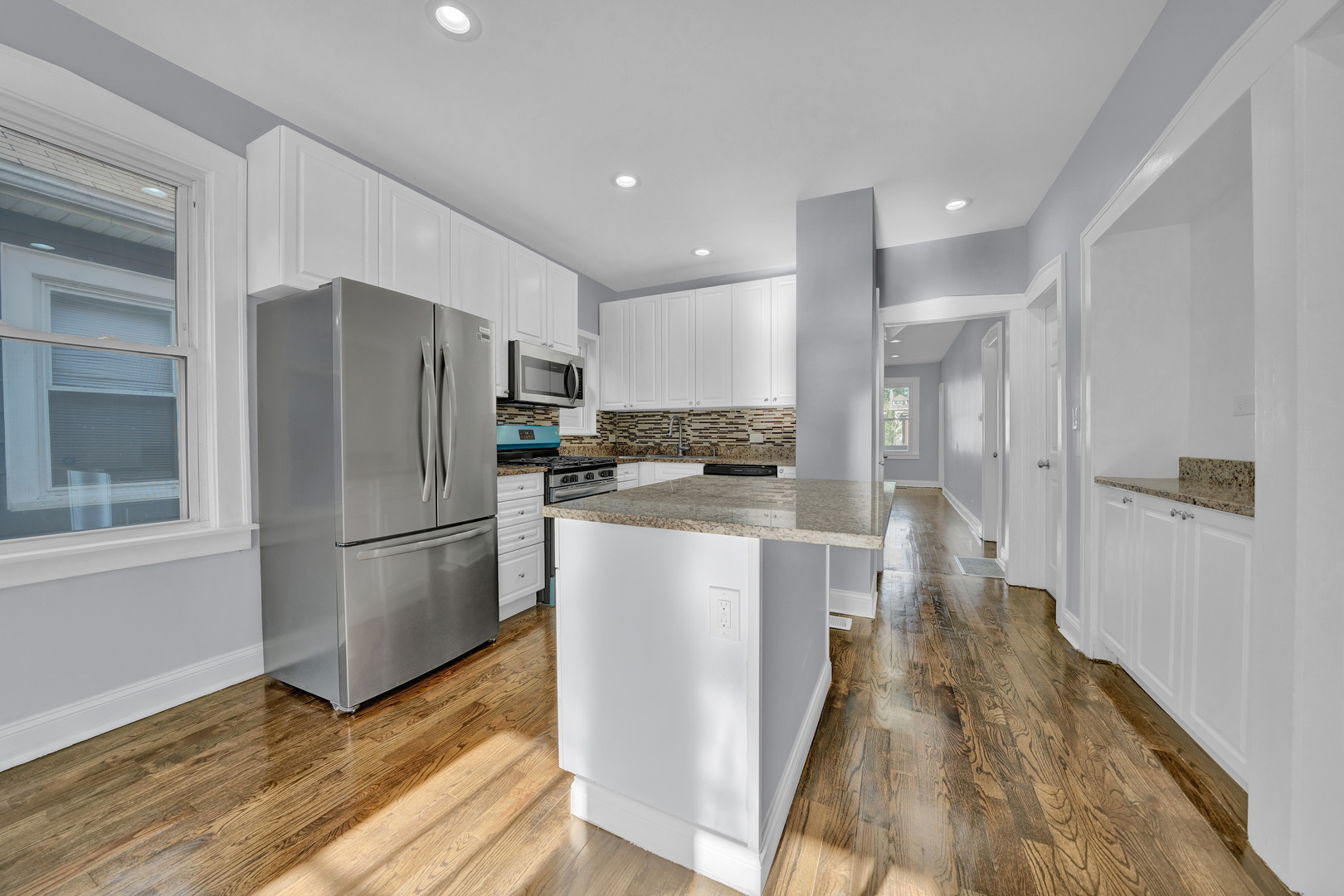 8611 South Kingston Avenue Chicago IL 60617