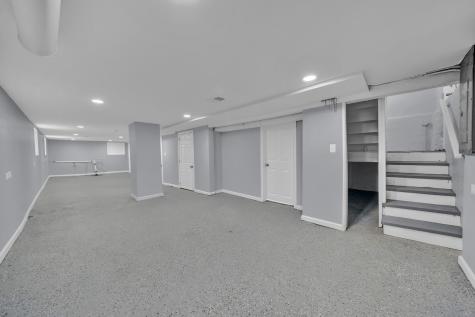 8611 South Kingston Avenue Chicago IL 60617