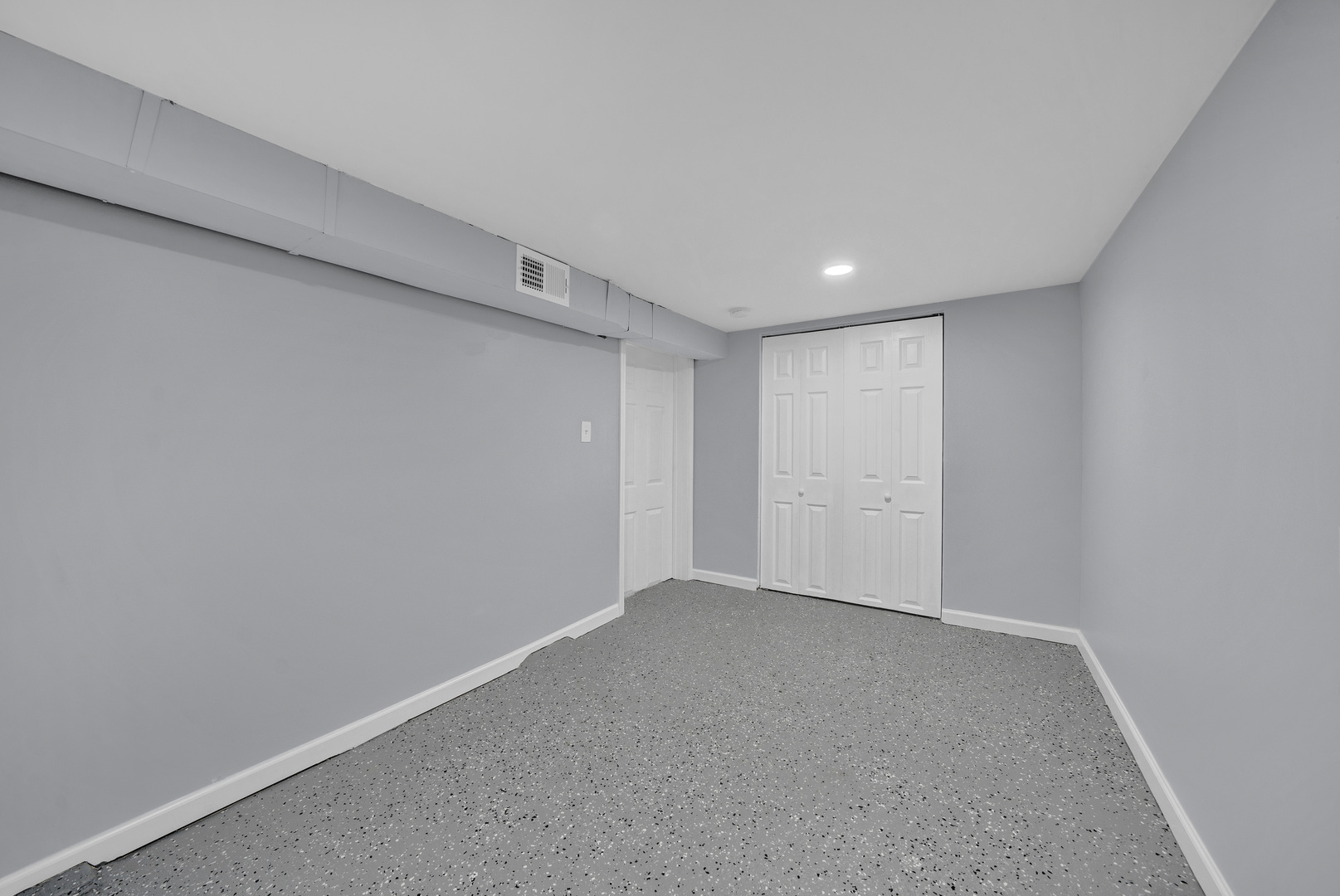 8611 South Kingston Avenue Chicago IL 60617